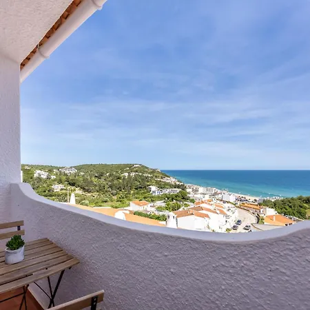 Incredible View- T1 Salema Apartman Salema