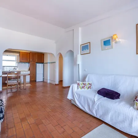 Incredible View- T1 Salema Apartman